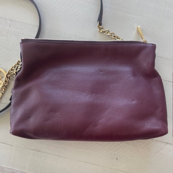 MICHAEL KORS JET SET CHAIN MESSENGER CROSSBODY LEATHER MERLOT/GOLD NWOT - Picture 2 of 16